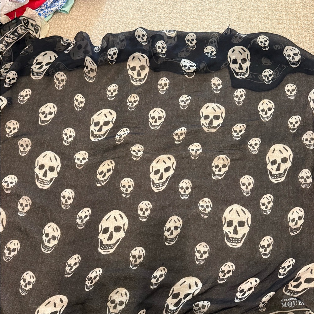 Alexander McQueen Black and White Skull Scarf